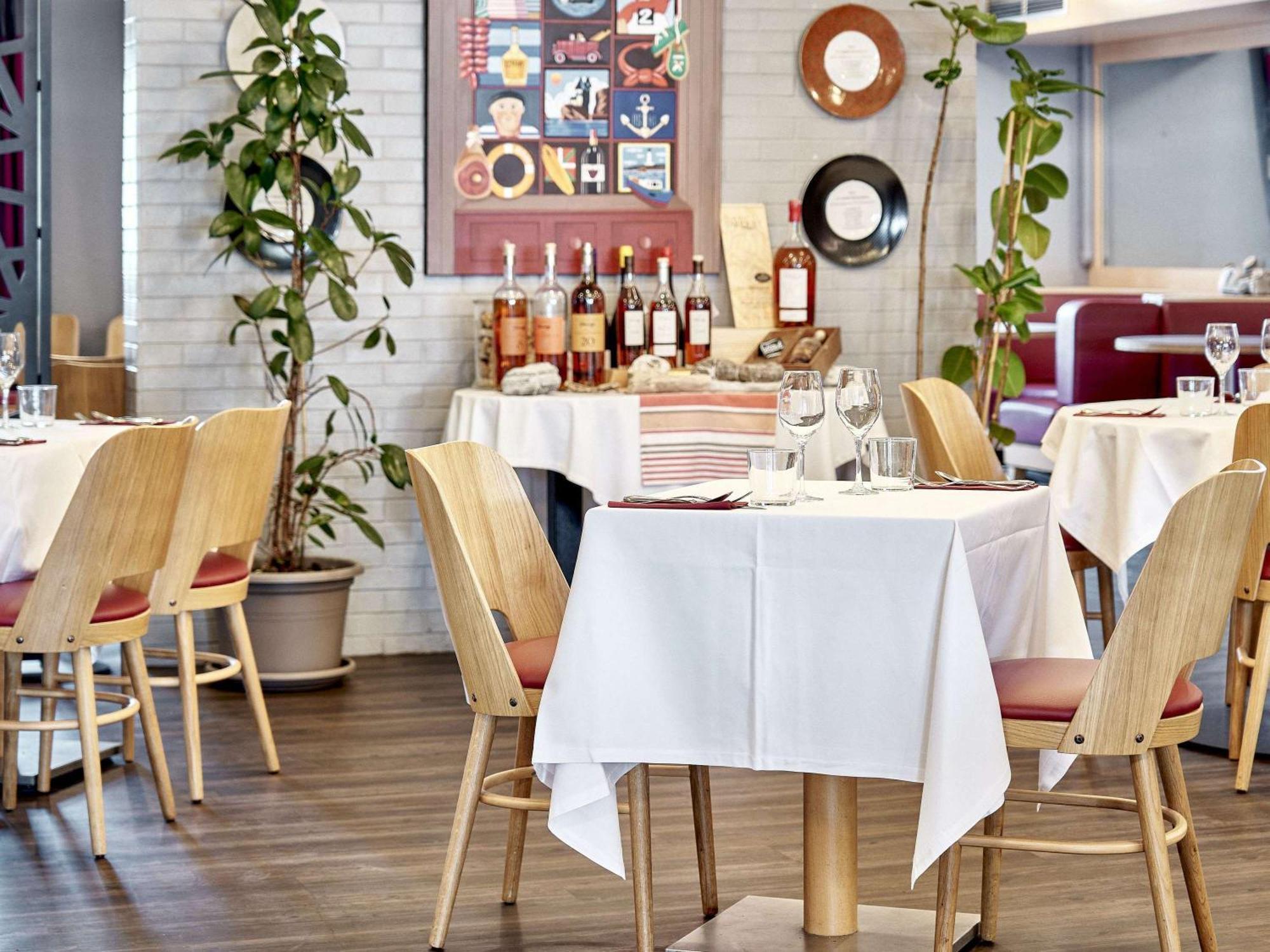 Hotel Donibane Saint-Jean-De-Luz Εξωτερικό φωτογραφία