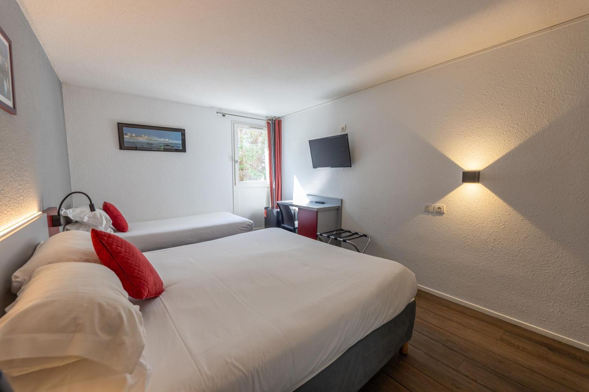 Hotel Donibane Saint-Jean-De-Luz Εξωτερικό φωτογραφία
