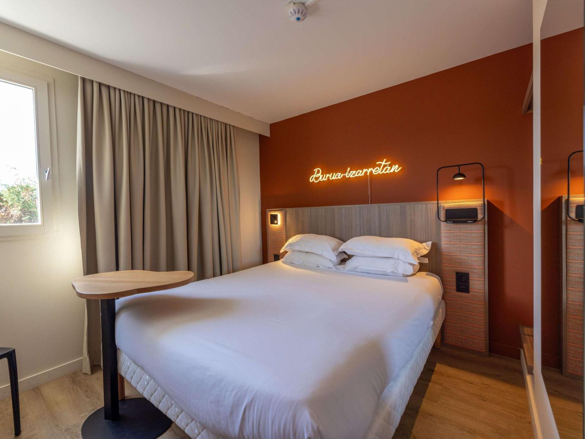 Hotel Donibane Saint-Jean-De-Luz Εξωτερικό φωτογραφία